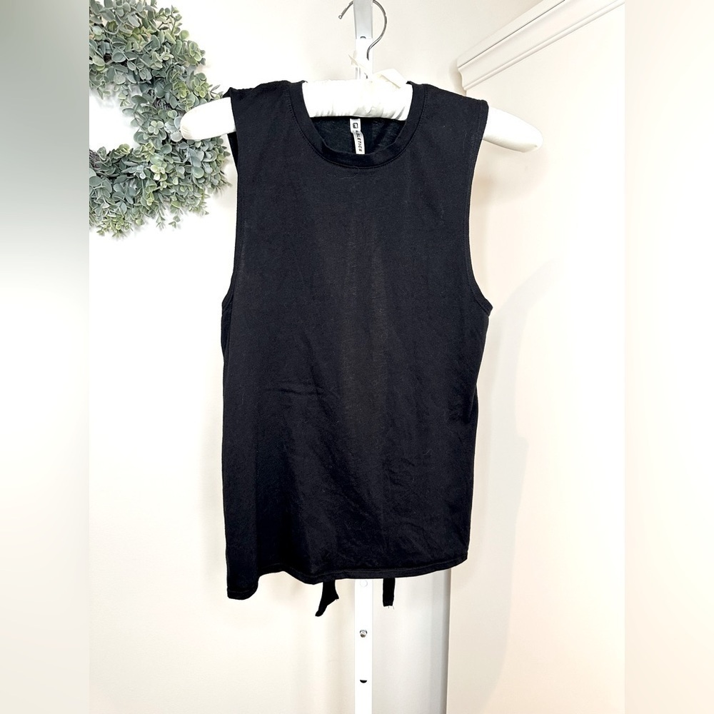 Fabletics Open Tie Back Tank in Black Size XS